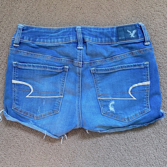 American Eagle jean shorts size 2 - Picture 4 of 7